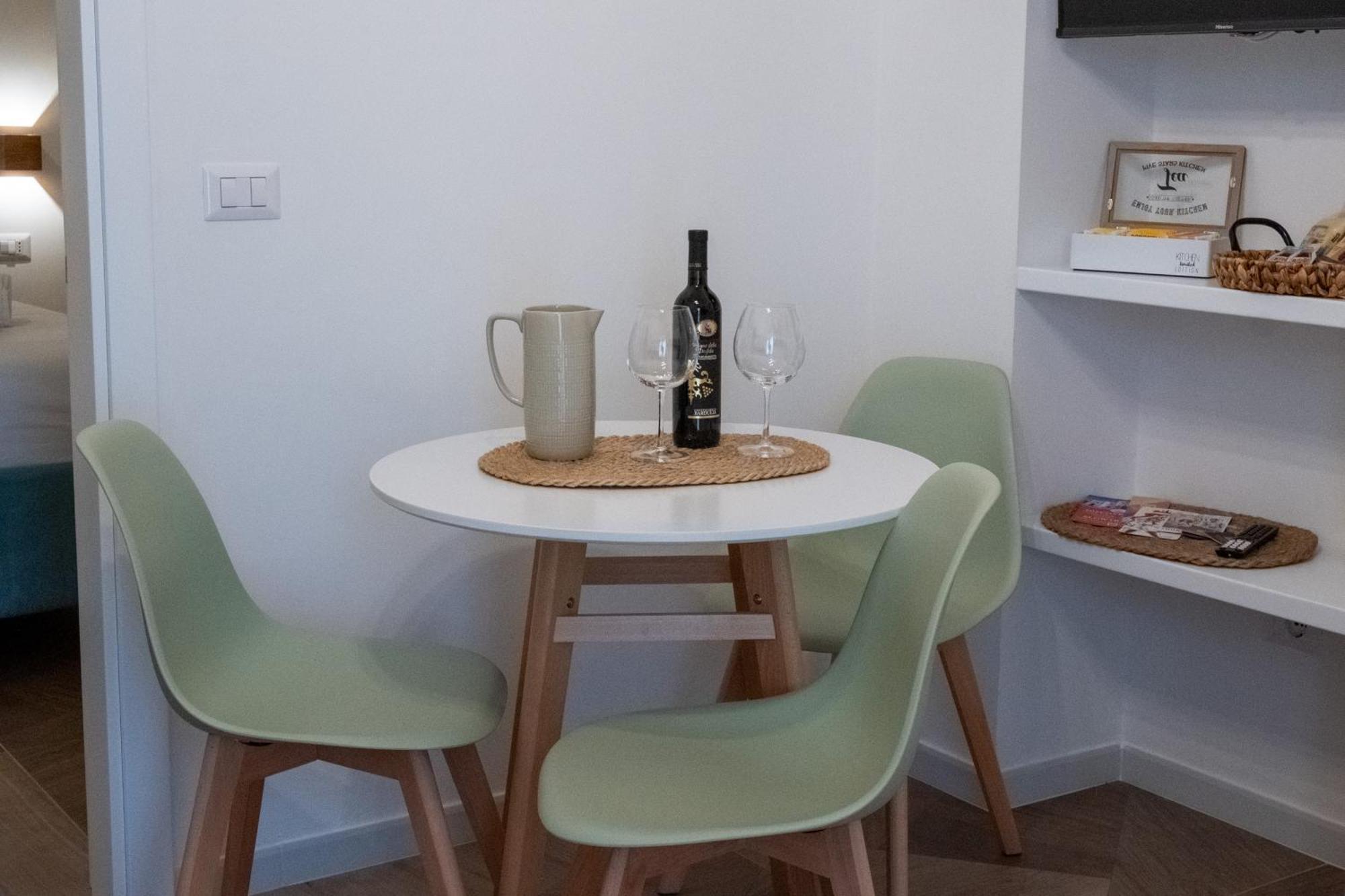 Bari In Un Click Apartment Luaran gambar